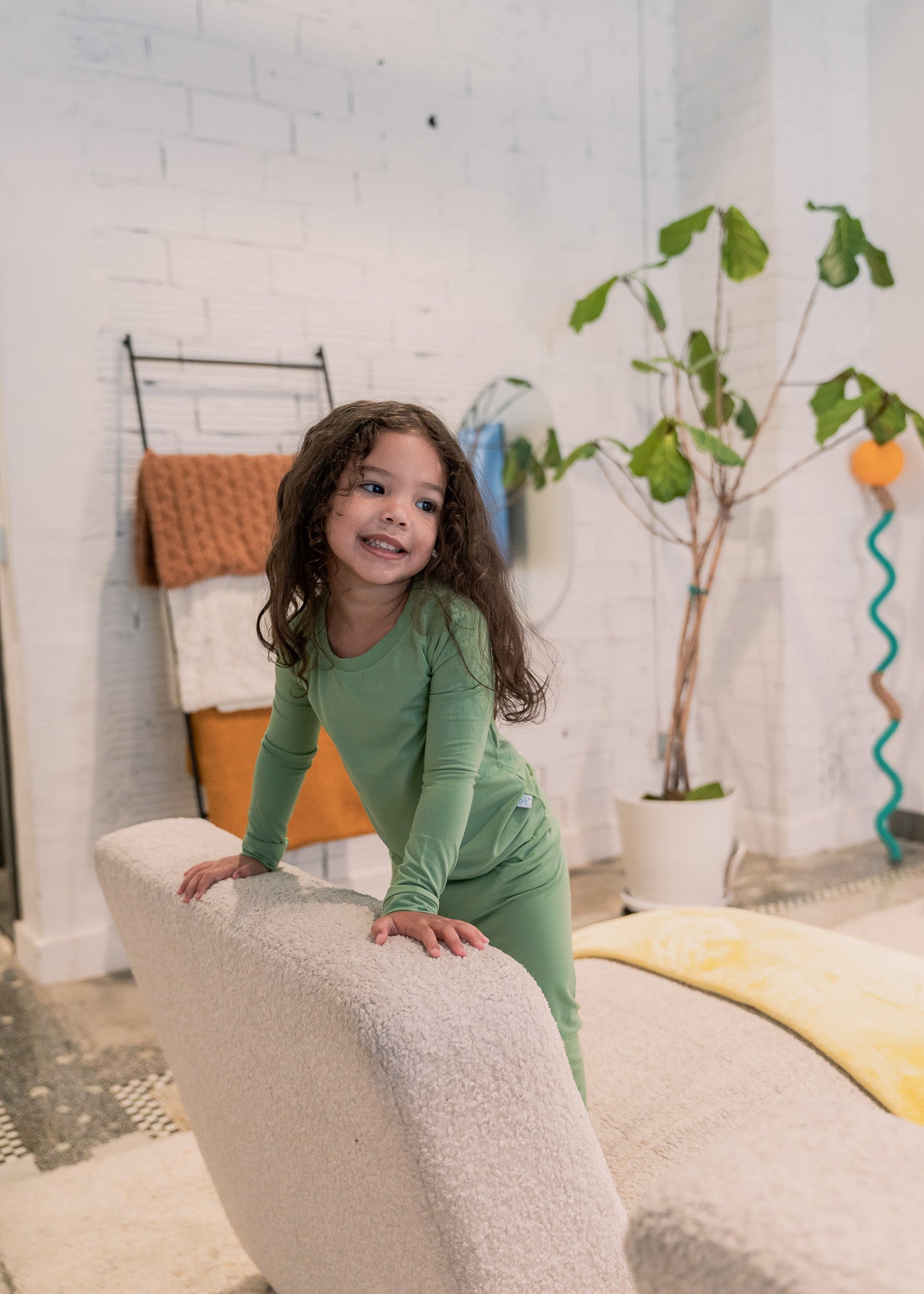 matching sibling sets