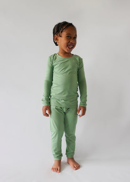 Long Sleeve Pajama Set in Pistachio